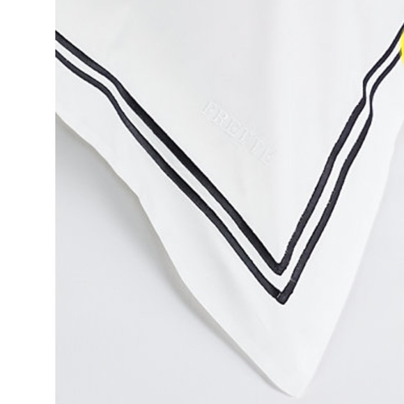 Frette hotel duvet (queen) and euro sham set - Picture 2 of 2